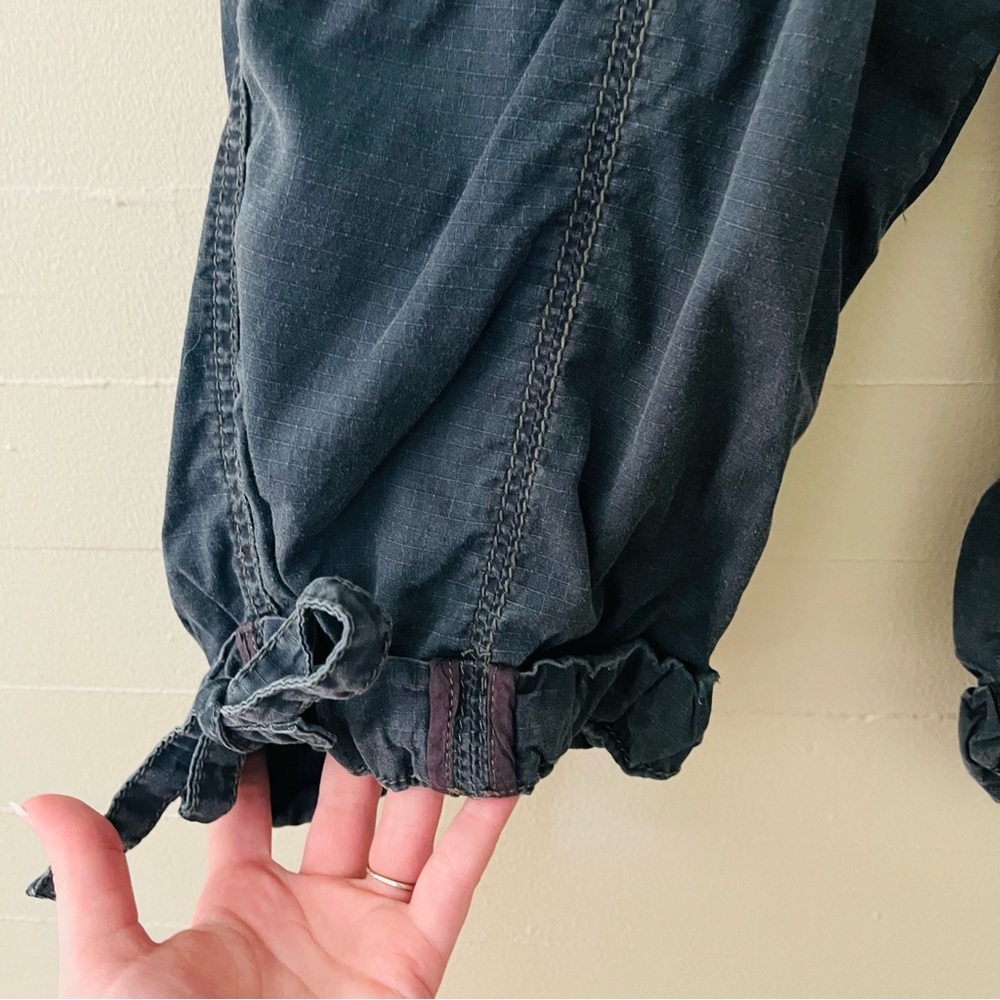 Vintage Free People Movement Navy Cargo Shorts SZ 4 - Picture 3 of 9